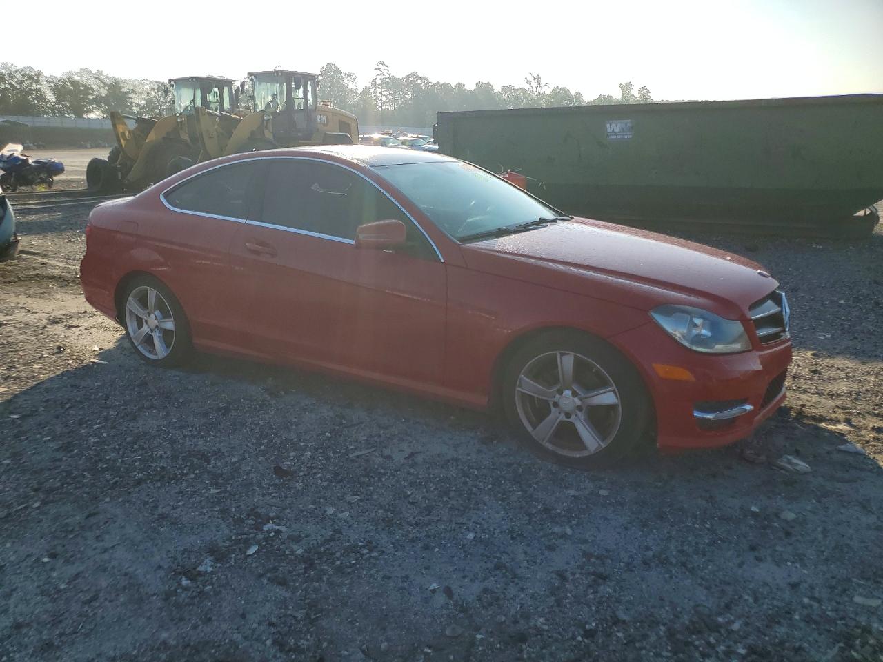 2015 Mercedes-benz C 250 Red vin: WDDGJ4HB1FG354317