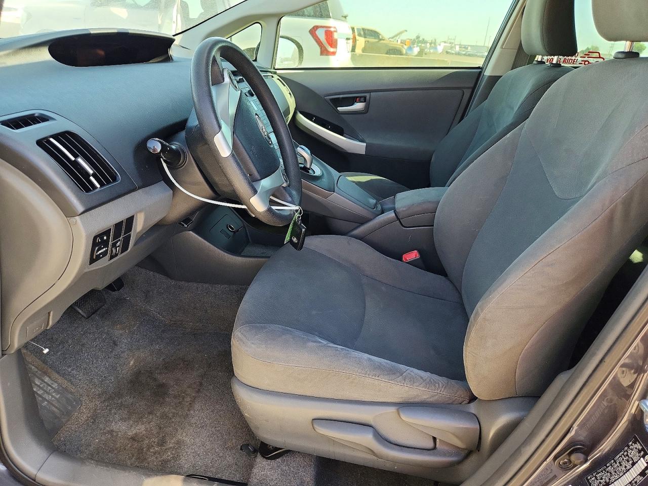 2011 Toyota Prius Two Черный vin: JTDKN3DU6B1417953