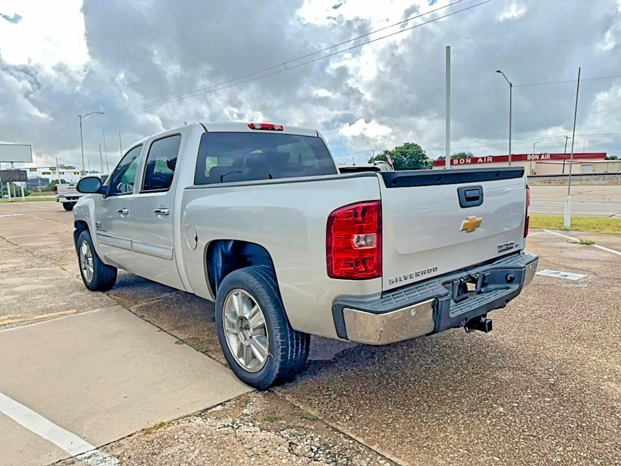 2012 Chevrolet Silverado C1500 Lt Silver vin: 3GCPCSE03CG255929