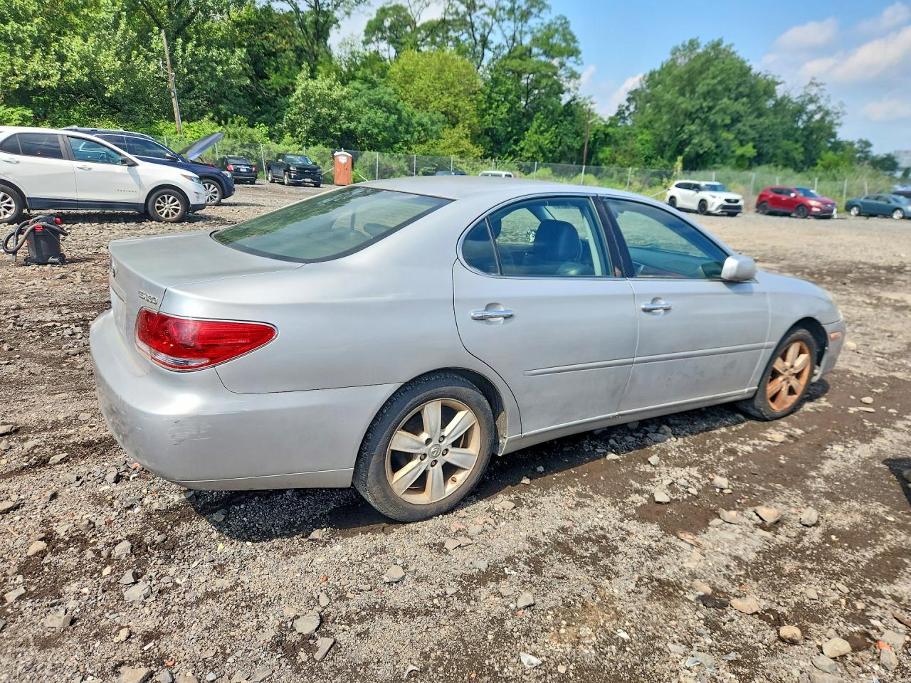 2005 Lexus Es 330 Silver vin: JTHBA30G055108082