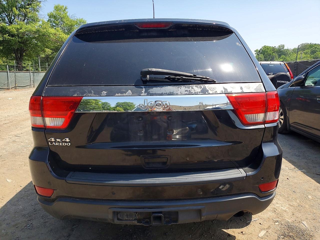 2013 Jeep Grand Cherokee Laredo Black vin: 1C4RJFAG1DC581841