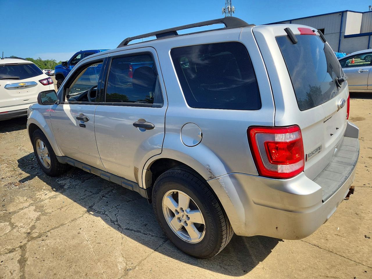 2011 Ford Escape Xlt Серебряный vin: 1FMCU0DG8BKA66033