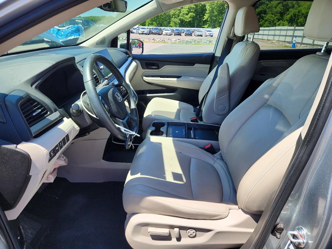 2025 Honda Odyssey Exl Серебряный vin: 5FNRL6H69SB071048