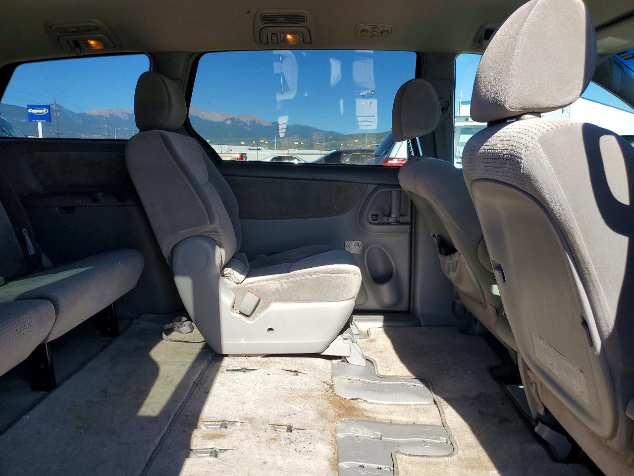 2008 Toyota Sienna Le 8-passenger Charcoal vin: 5TDZK23C18S194775