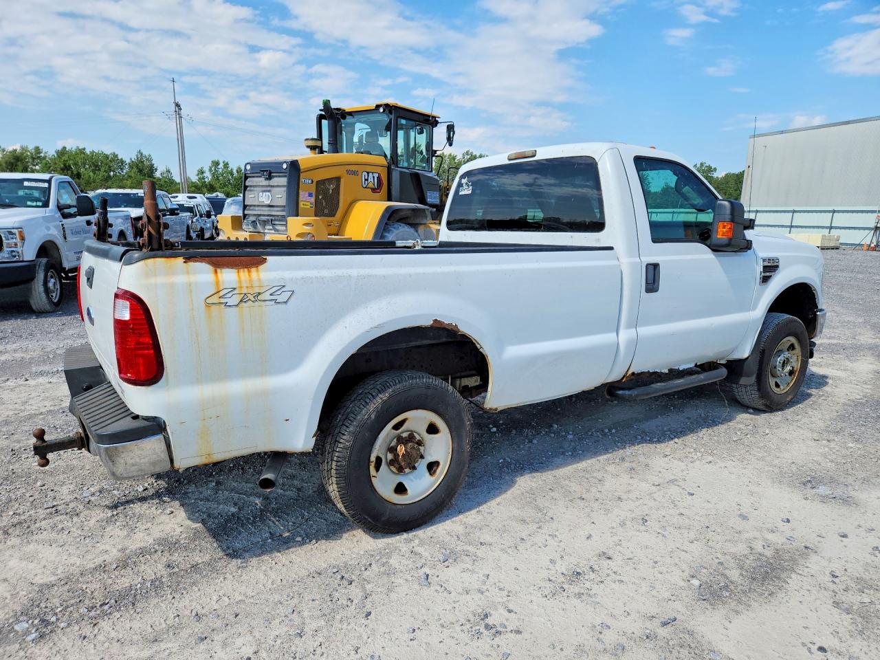 2009 Ford F250 Super Duty White vin: 1FTNF21569EA38438