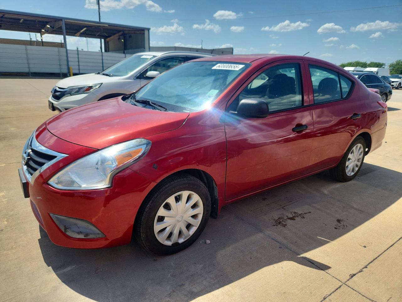 2015 Nissan Versa 1.6 S Plus Красный vin: 3N1CN7AP3FL950418