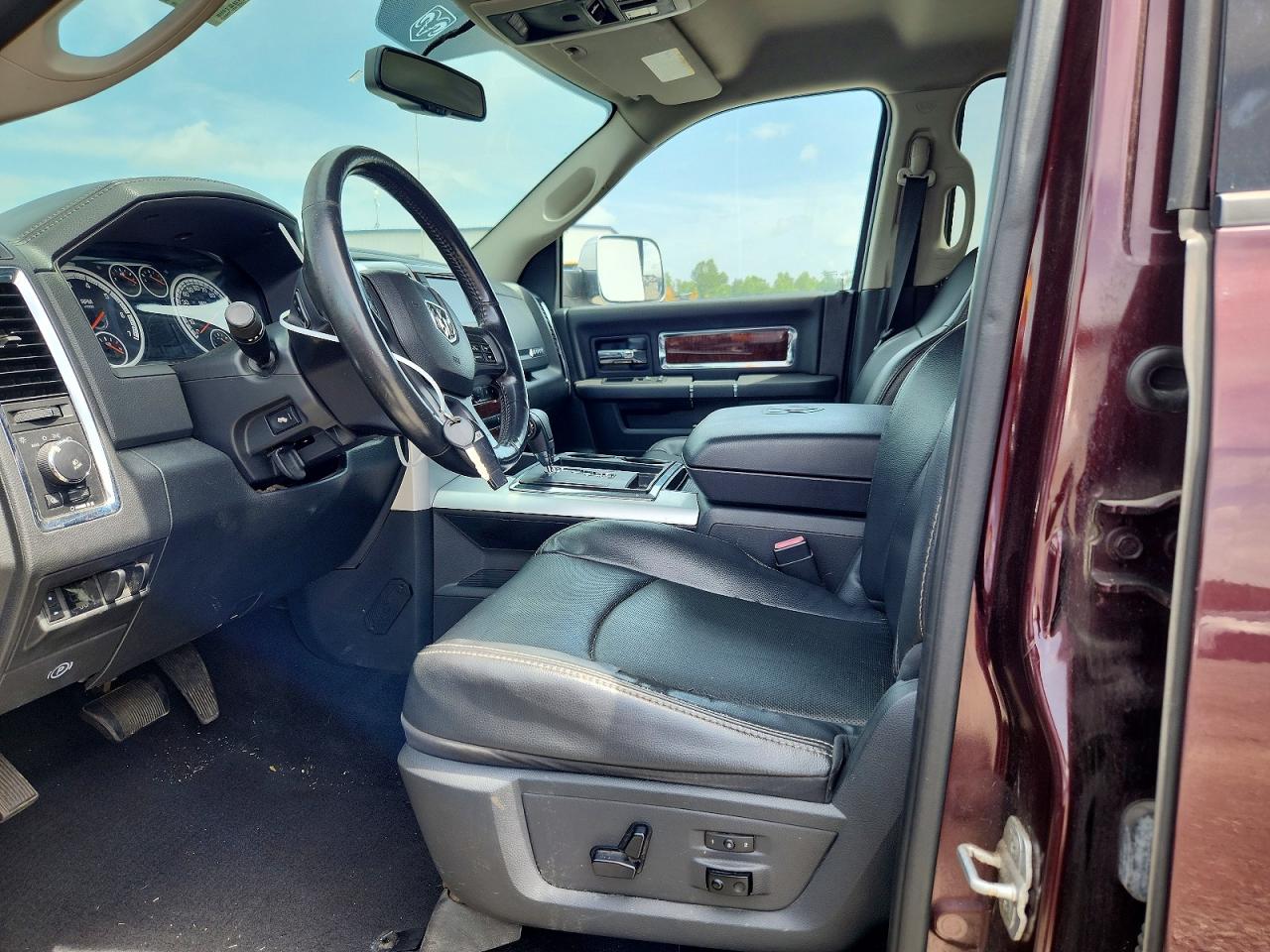 2012 Dodge Ram 1500 Laramie Maroon vin: 1C6RD7JT9CS173285