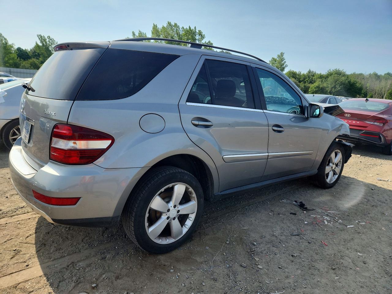 2010 Mercedes-benz Ml 350 4matic Серебряный vin: 4JGBB8GB0AA576848