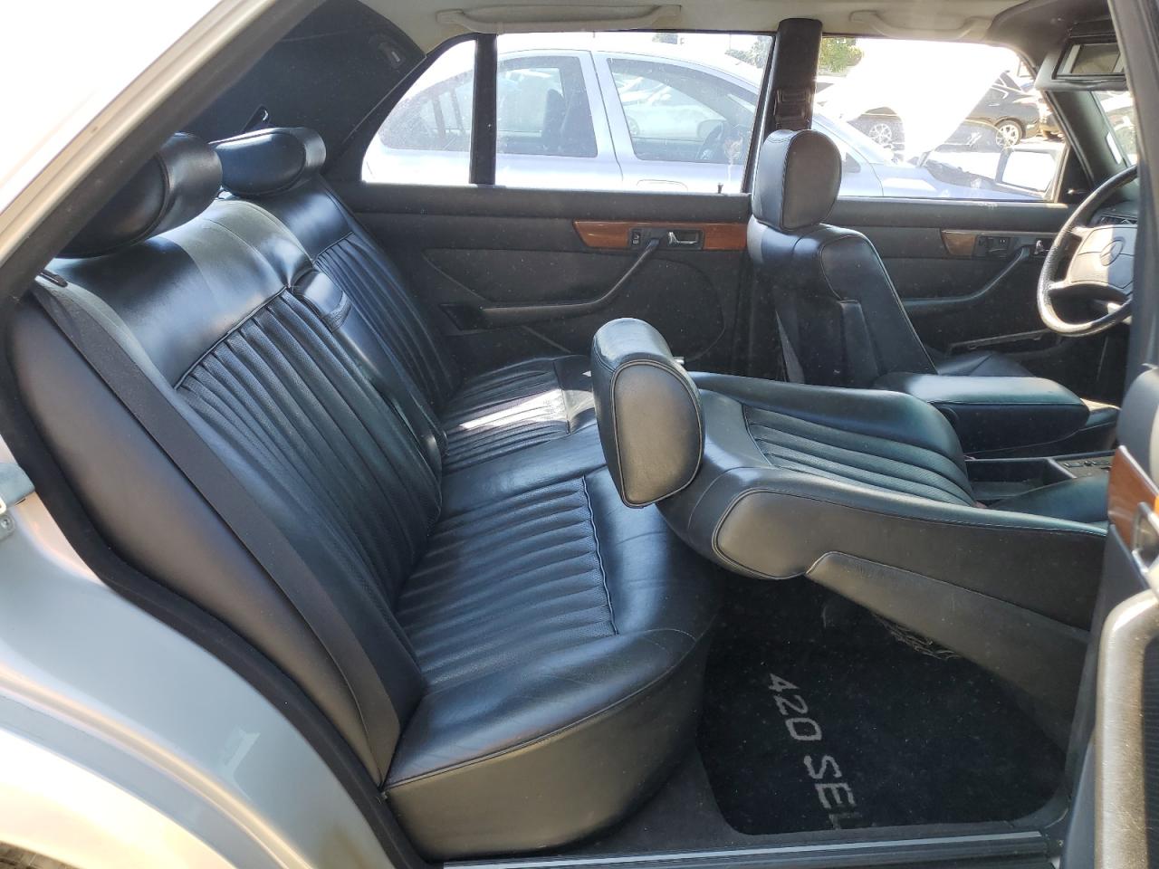 1988 Mercedes-benz 420 Sel Silver vin: WDBCA35D8JA376544