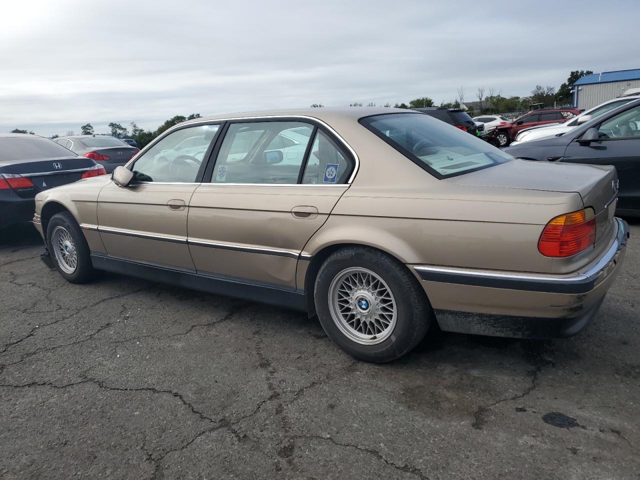 2000 Bmw 740 Il Tan vin: WBAGH8341YDP14936