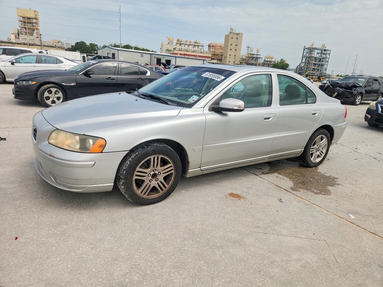 YV1RS592372617582