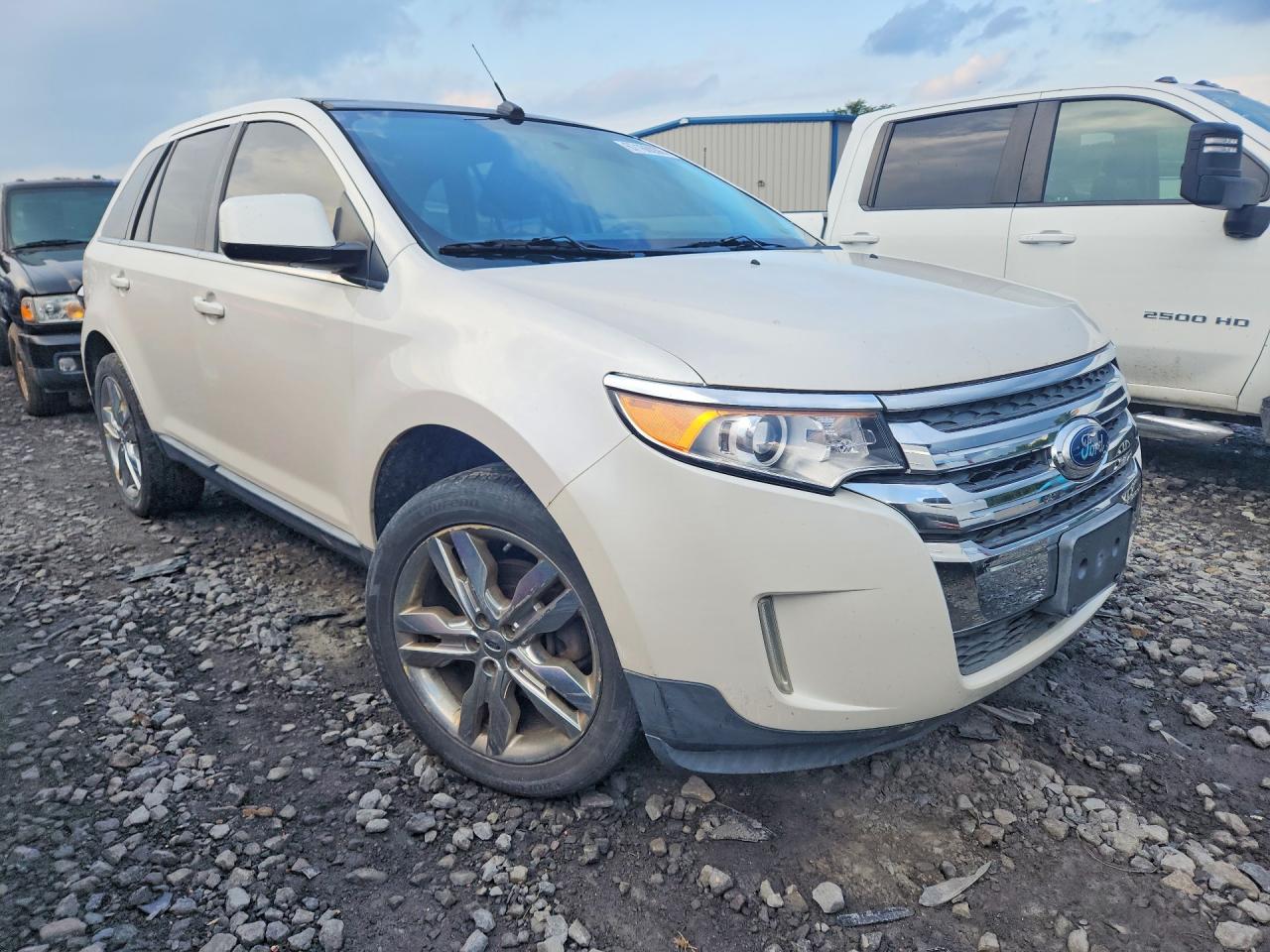 2011 Ford Edge Limited White vin: 2FMDK4KCXBBA37662