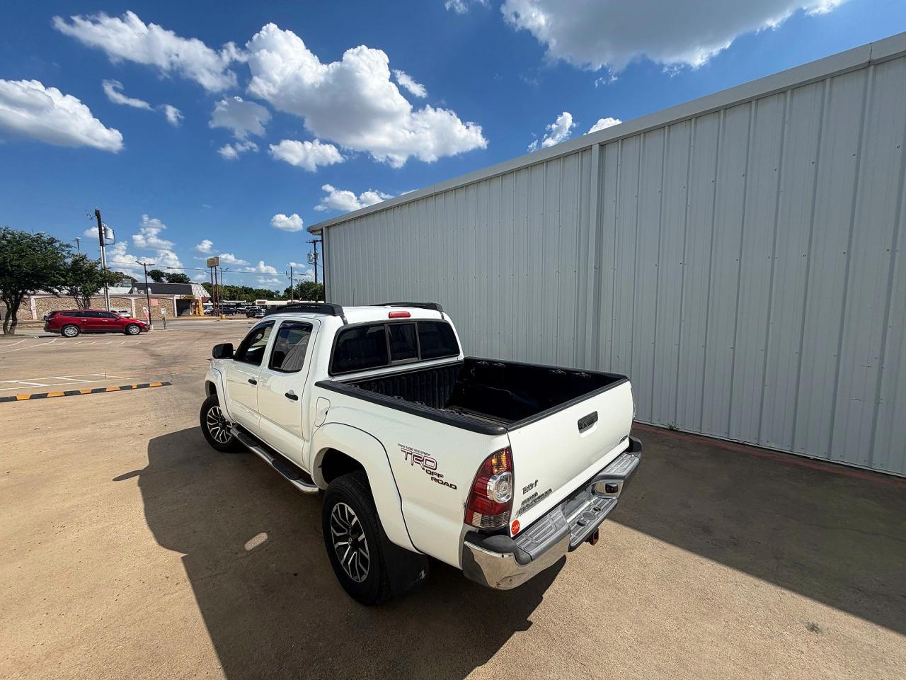2010 Toyota Tacoma Double Cab Белый vin: 5TELU4EN0AZ740467