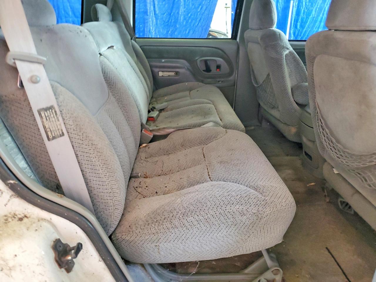 1996 Chevrolet Tahoe C1500 White vin: 1GNEC13R4TJ308646
