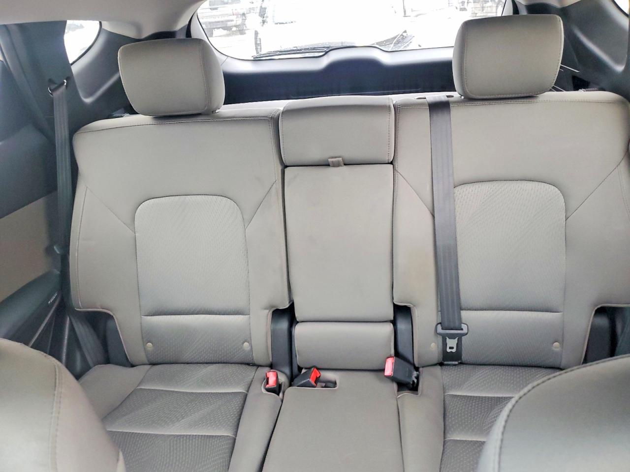 2013 Hyundai Santa Fe Sport 2.0t Gray vin: 5XYZU3LA7DG061590
