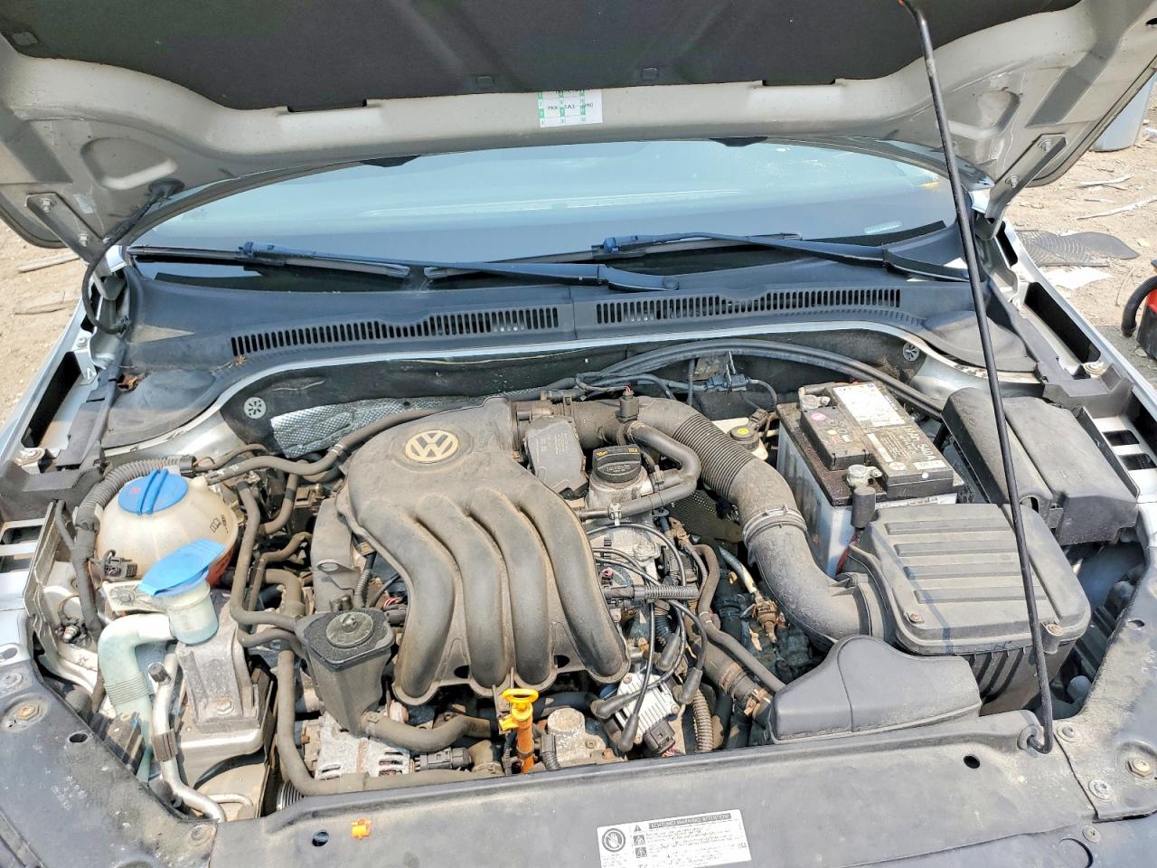 2011 Volkswagen Jetta Silver vin: 3VW2K7AJ2BM360449