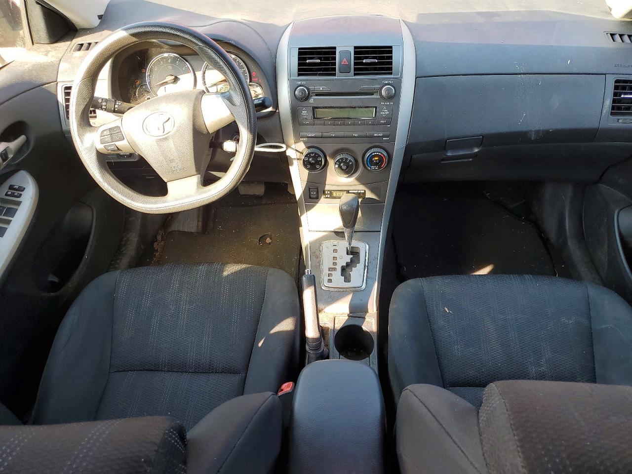 2011 Toyota Corolla S Red vin: 2T1BU4EE9BC633422