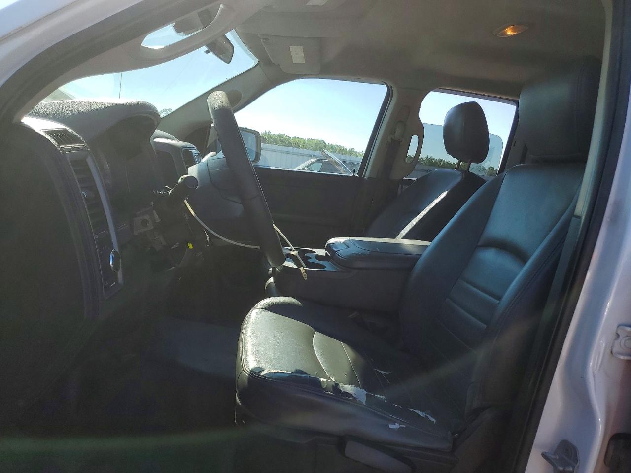 2014 Ram 1500 St Белый vin: 1C6RR7FT6ES468051