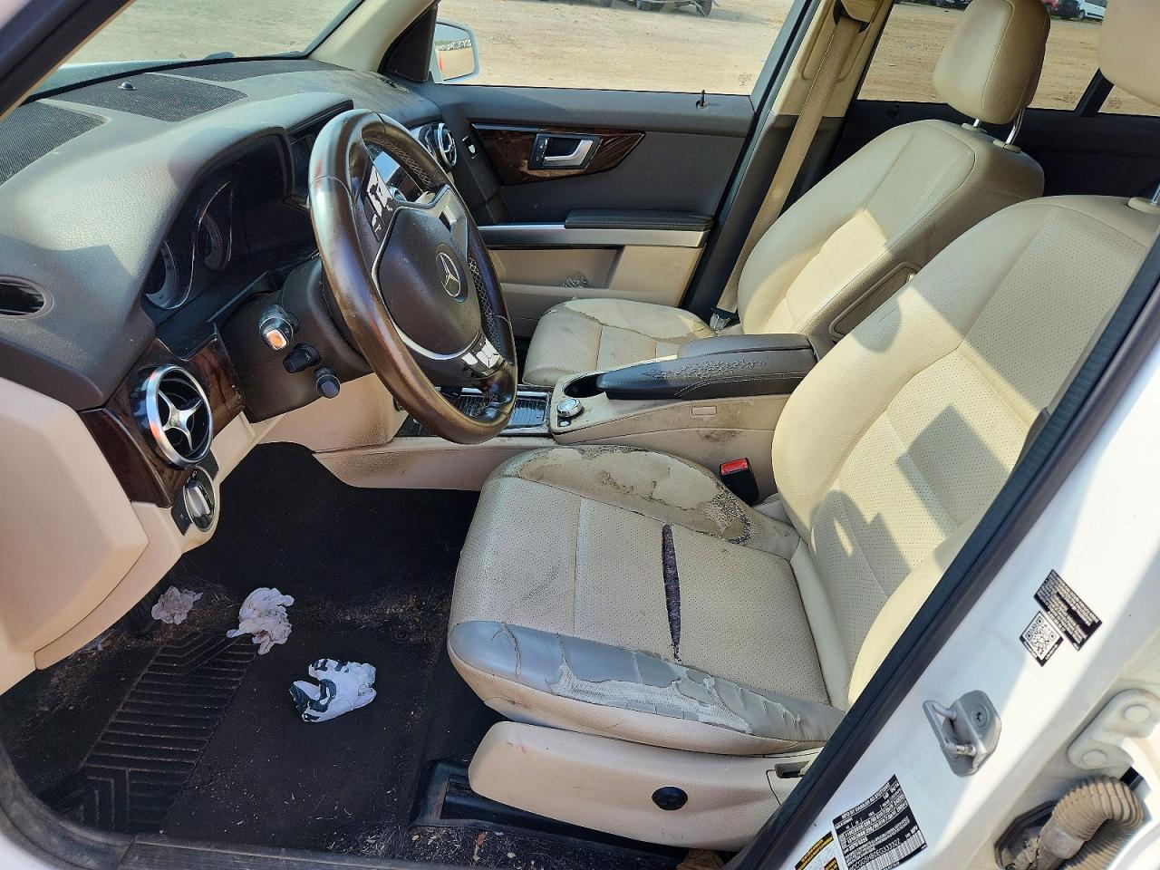 2014 Mercedes-benz Glk 350 White vin: WDCGG5HB0EG333322