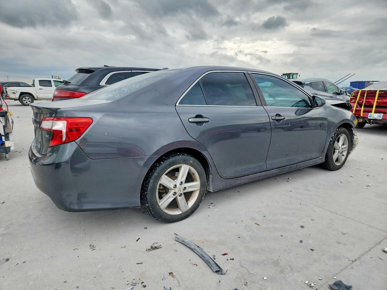 2012 Toyota Camry Se Charcoal vin: 4T1BF1FK7CU079178