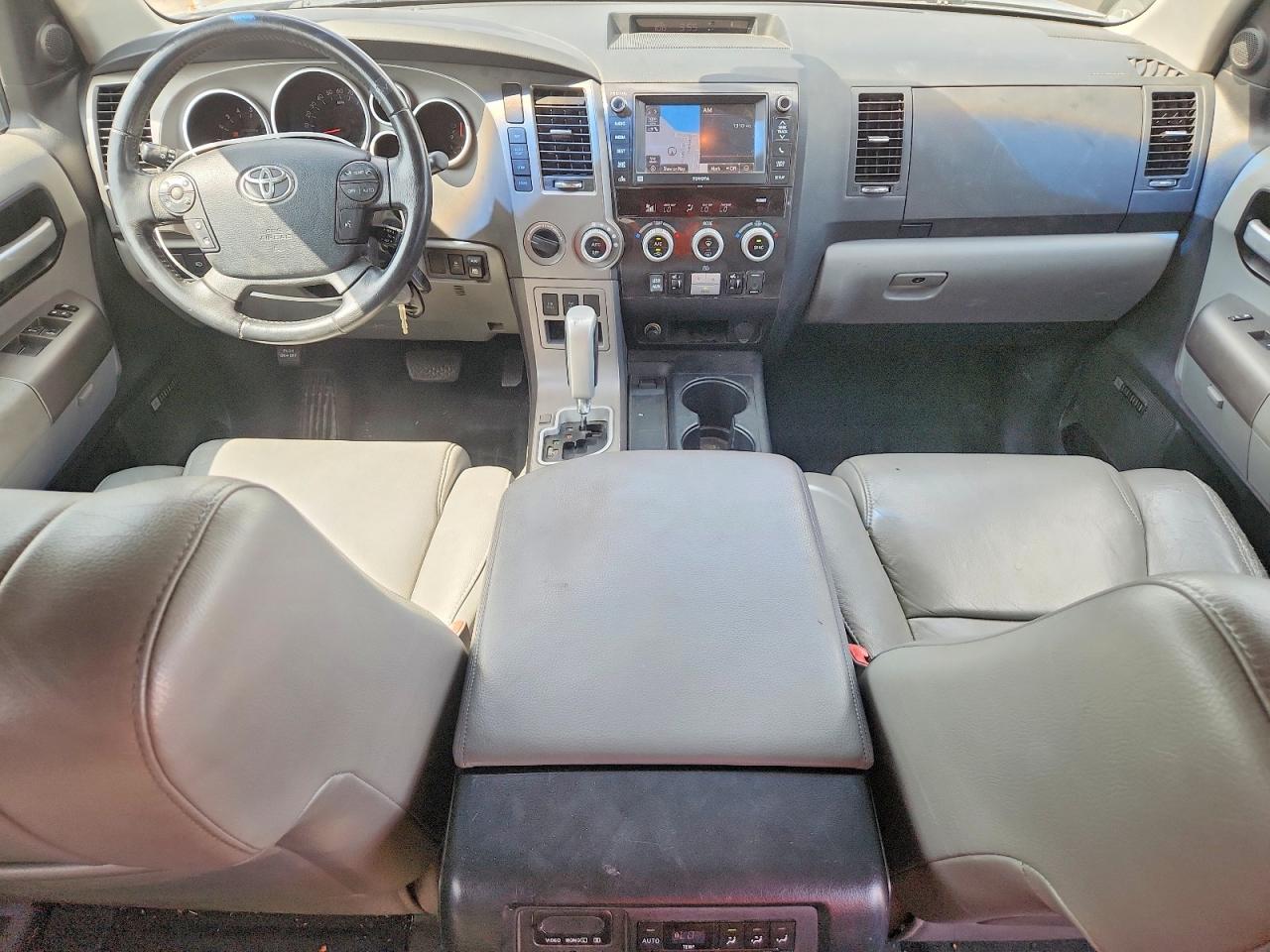 2013 Toyota Sequoia Limited Silver vin: 5TDJY5G15DS090452