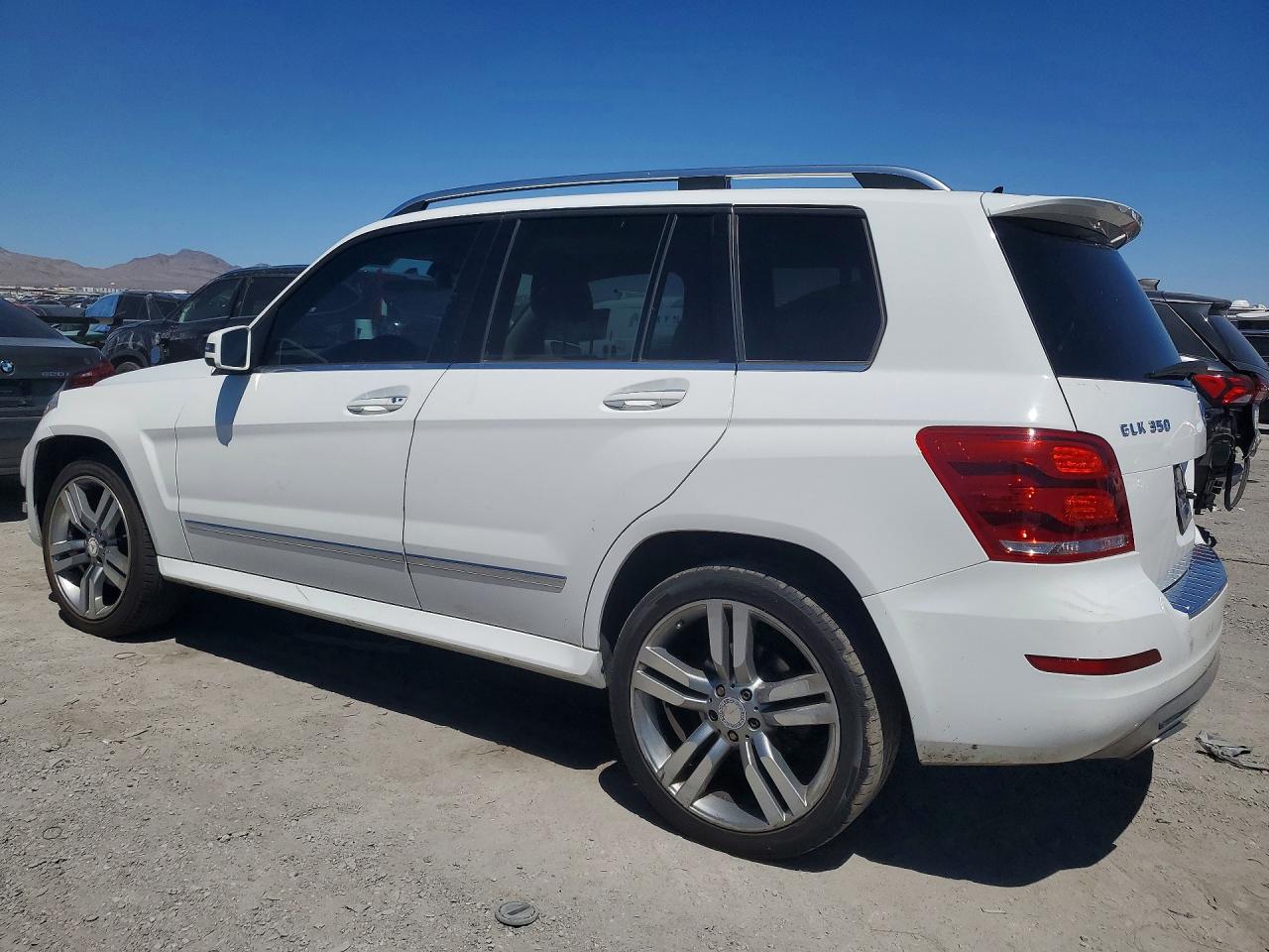 2014 Mercedes-benz Glk 350 White vin: WDCGG5HB1EG192387