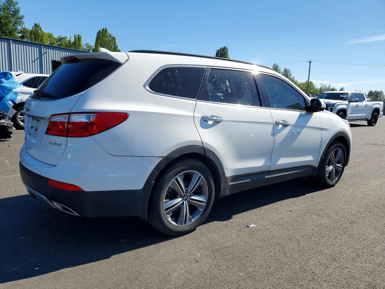 2015 Hyundai Santa Fe Limited White vin: KM8SN4HF1FU098978