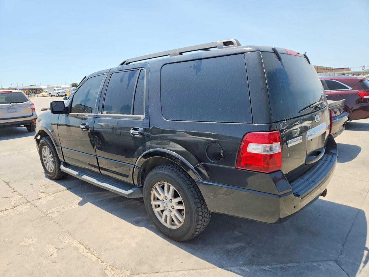 2014 Ford Expedition Xlt Black vin: 1FMJU1J55EEF25571