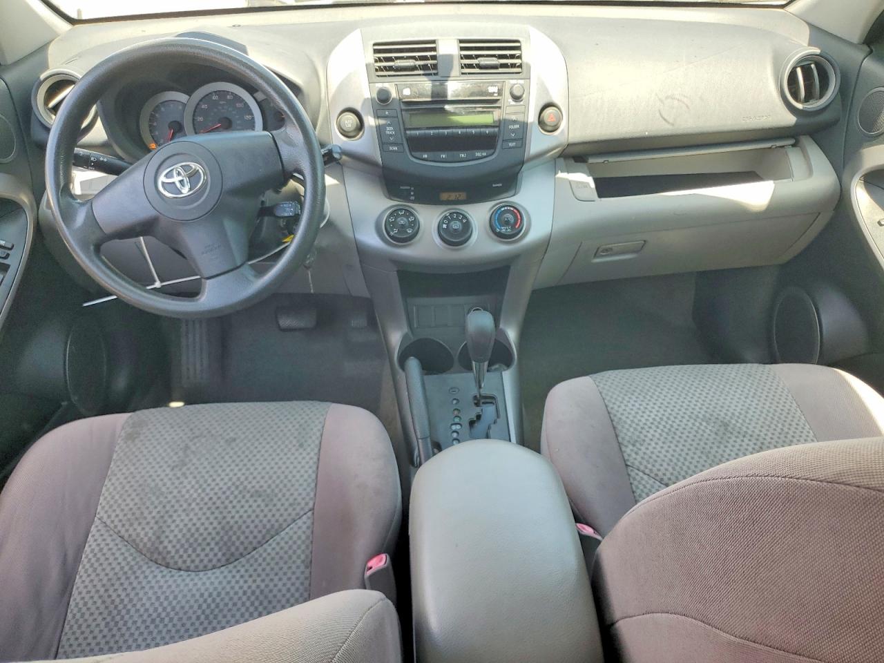 2007 Toyota Rav4 Base Silver vin: JTMZD33V275038587