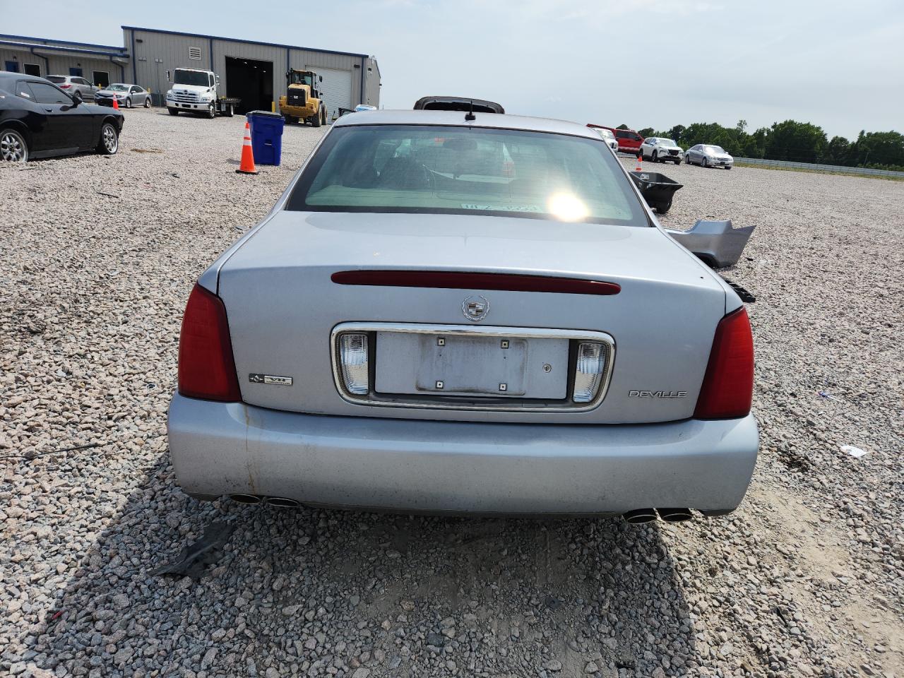 2005 Cadillac Deville Silver vin: 1G6KD54Y45U160167