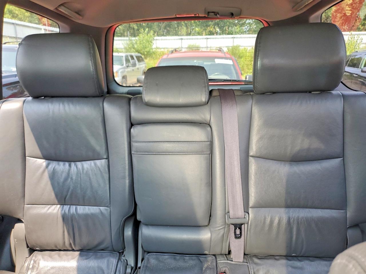 2005 Lexus Gx 470 Silver vin: JTJBT20X650072138