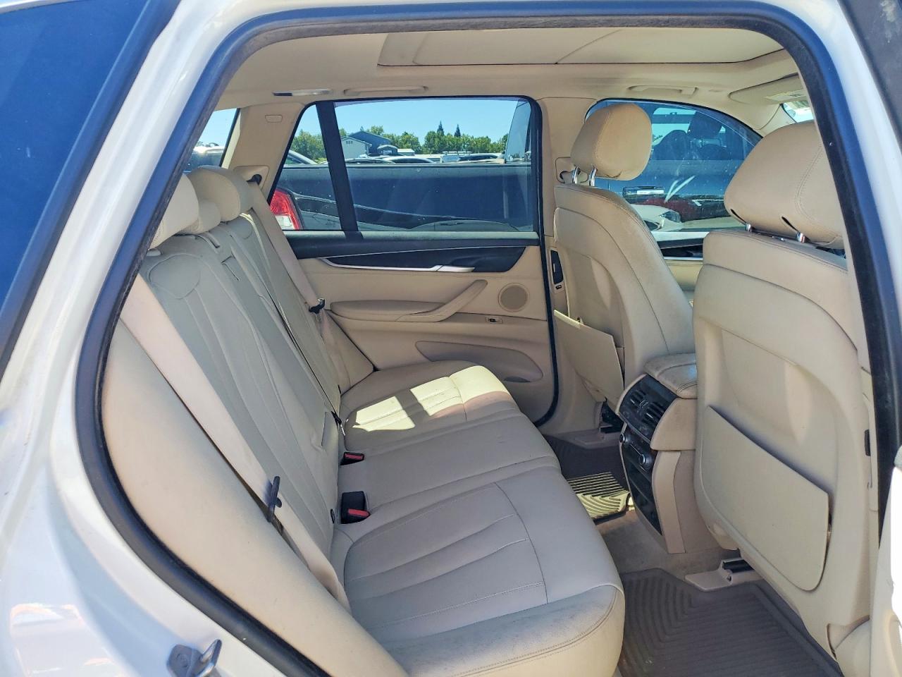 2015 Bmw X5 Xdrive35i White vin: 5UXKR0C56F0P03678