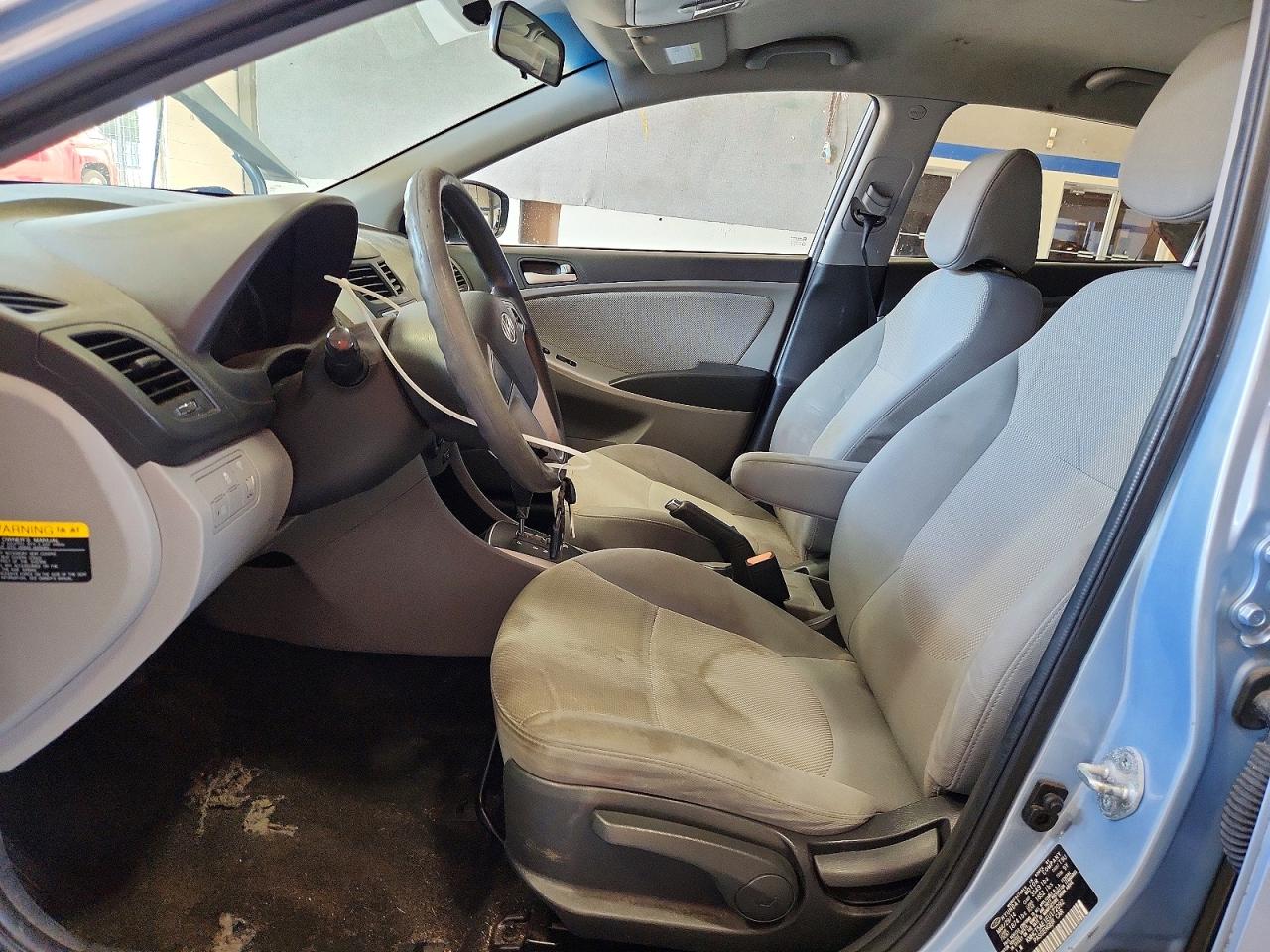 2014 Hyundai Accent Gs Blue vin: KMHCT5AE1EU172092