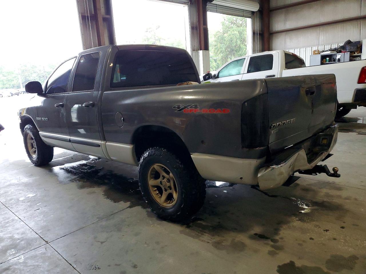 2004 Dodge Ram 1500 St Серый vin: 1D7HU18D94S547417