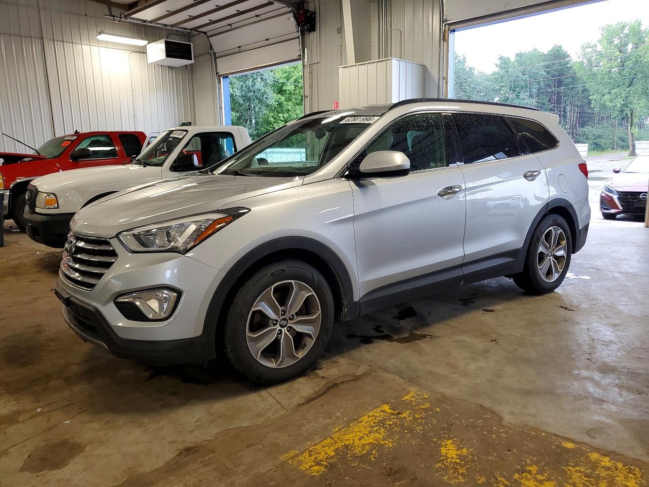 2014 Hyundai Santa Fe Gls Silver vin: KM8SMDHF8EU049343