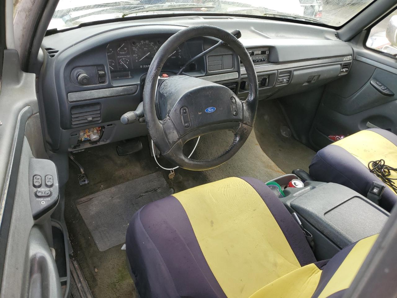 1993 Ford F250 White vin: 1FTHX25GXPKB86306