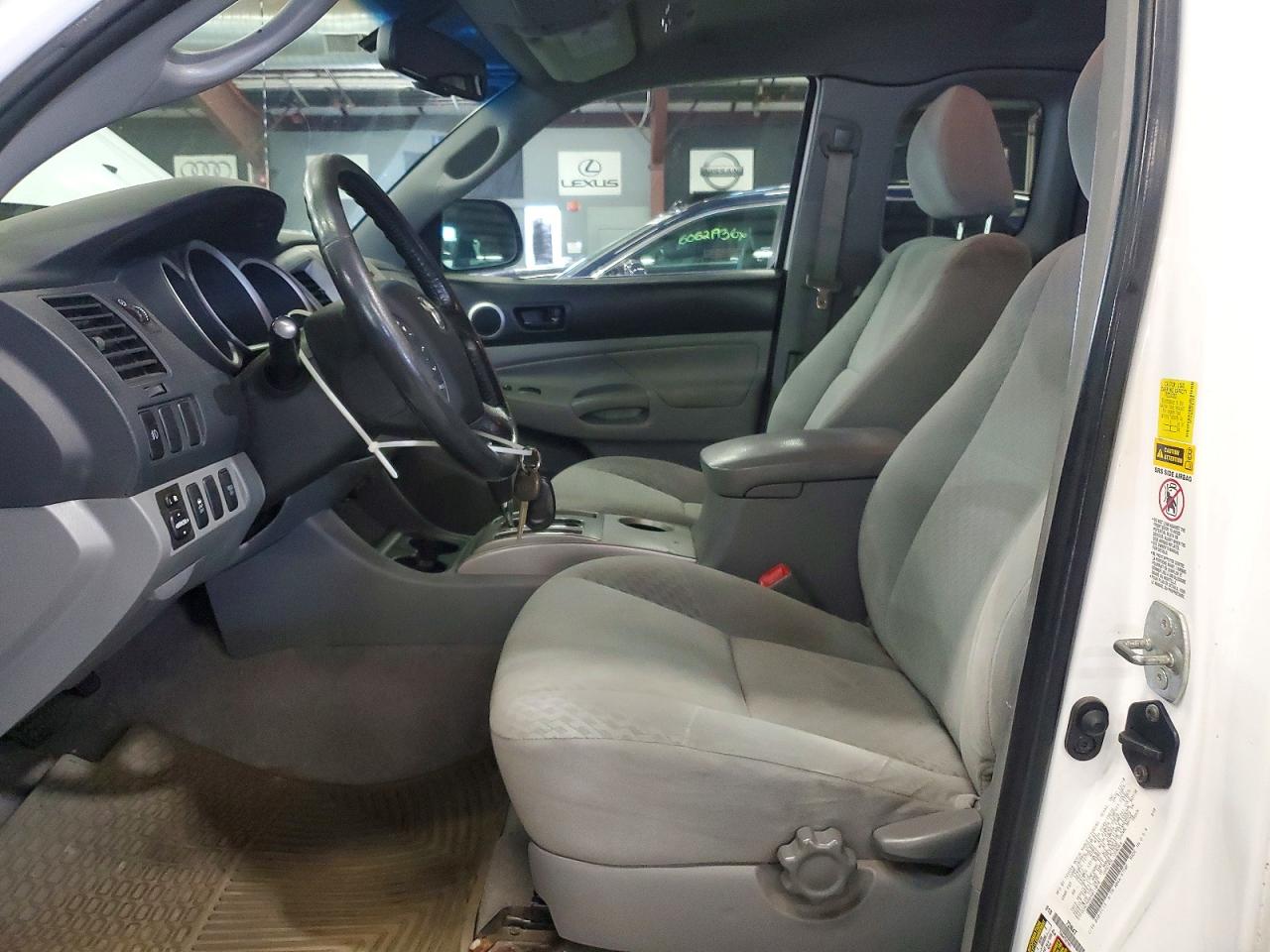 2011 Toyota Tacoma Access Cab White vin: 5TFUU4EN8BX011078