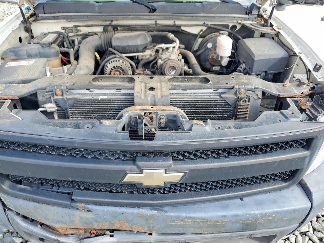 2007 Chevrolet Silverado C1500 Classic Белый vin: 1GCEC19XX7Z639284
