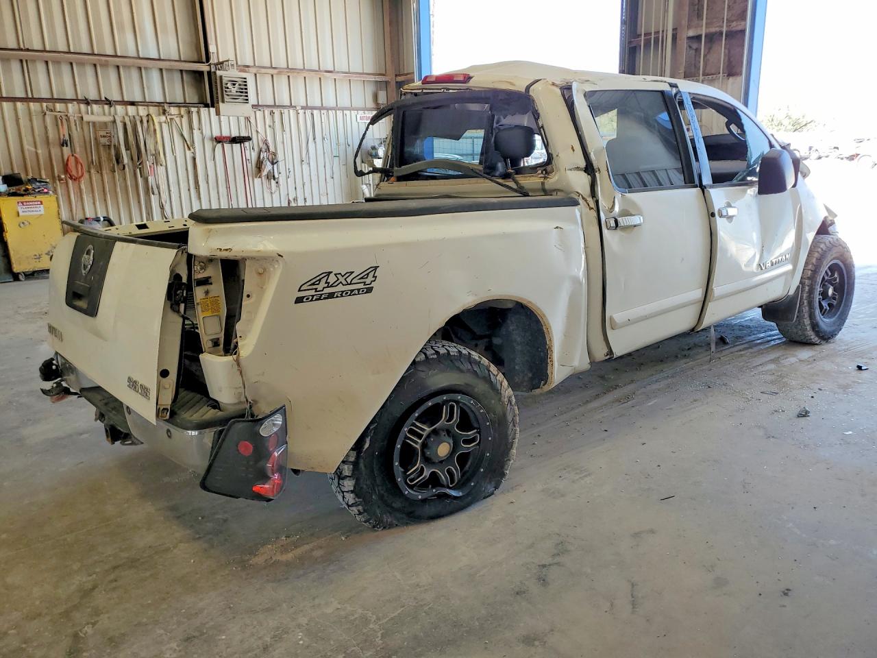 2006 Nissan Titan Xe Ffv White vin: 1N6BA07B96N521773