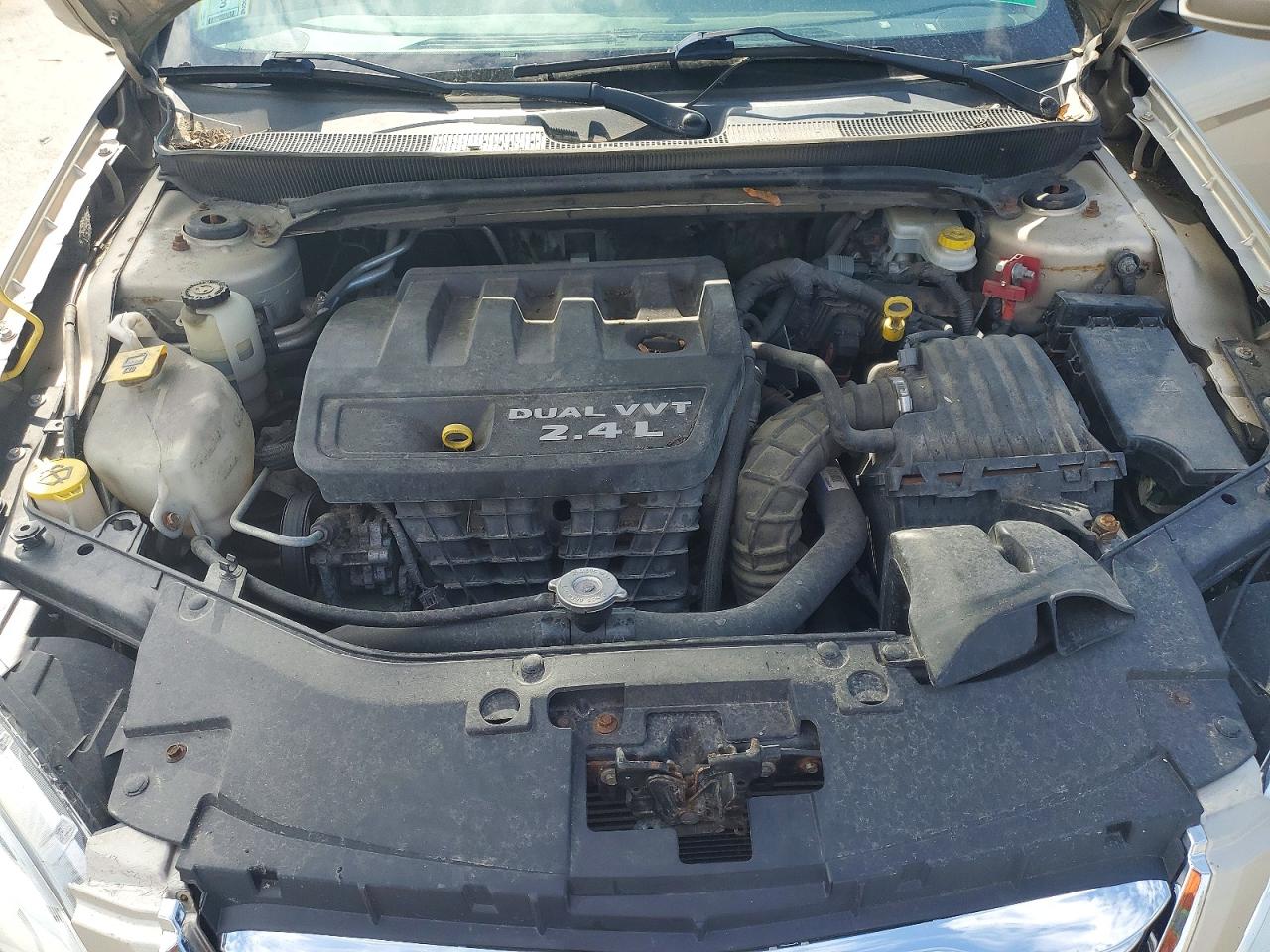2014 Chrysler 200 Lx Beige vin: 1C3CCBAB3EN124097