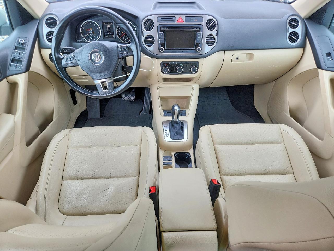 2011 Volkswagen Tiguan S Silver vin: WVGBV7AX6BW531617