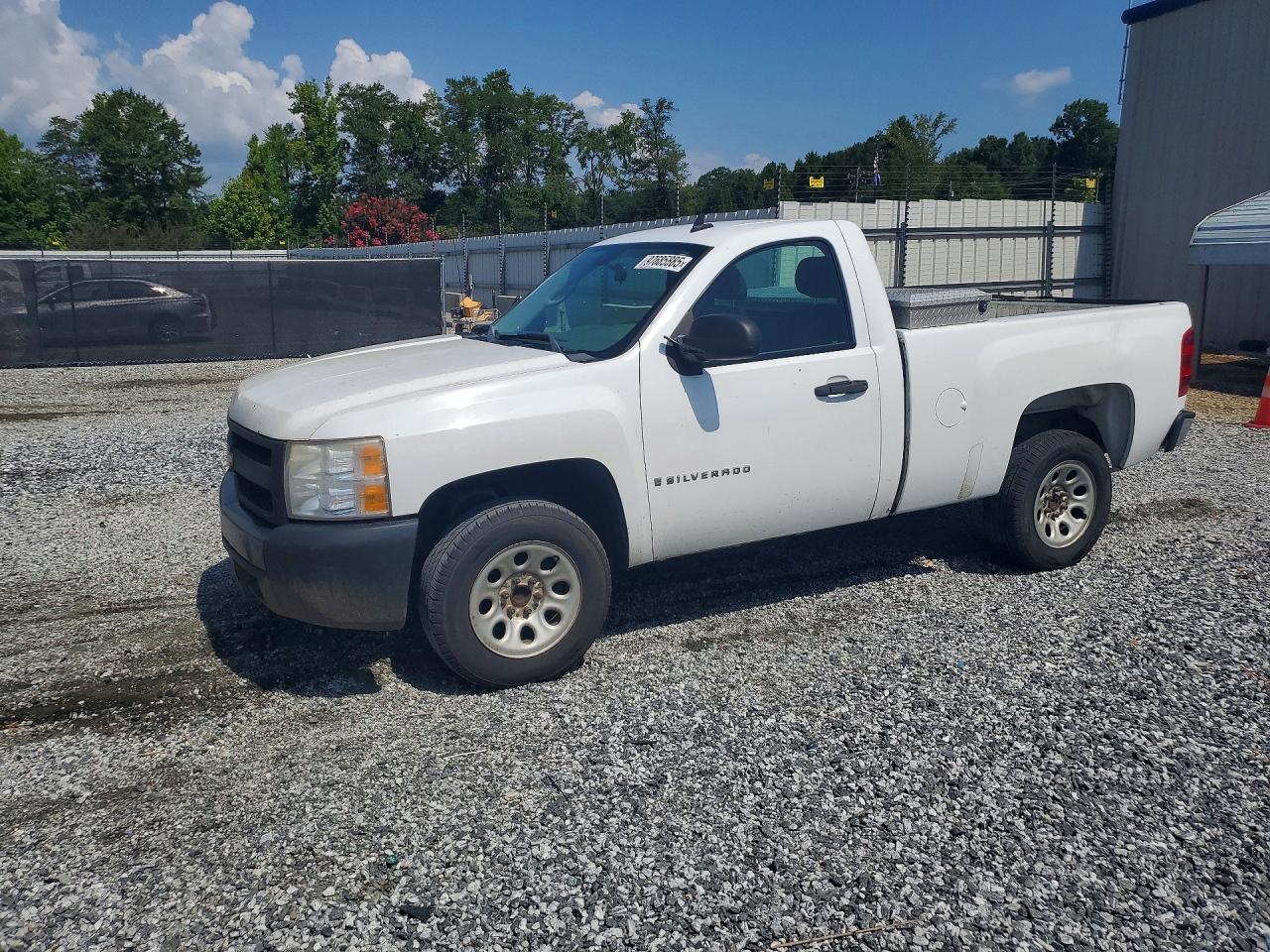 2008 Chevrolet Silverado C1500 White vin: 1GCEC14X28Z153920