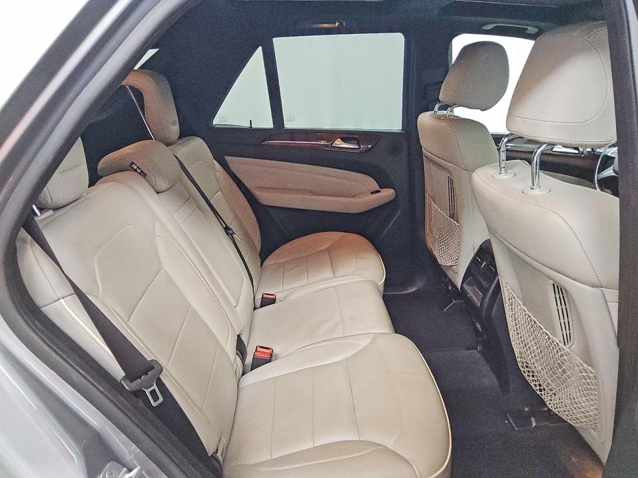 2012 Mercedes-benz Ml 550 4matic Silver vin: 4JGDA7DB3CA056947