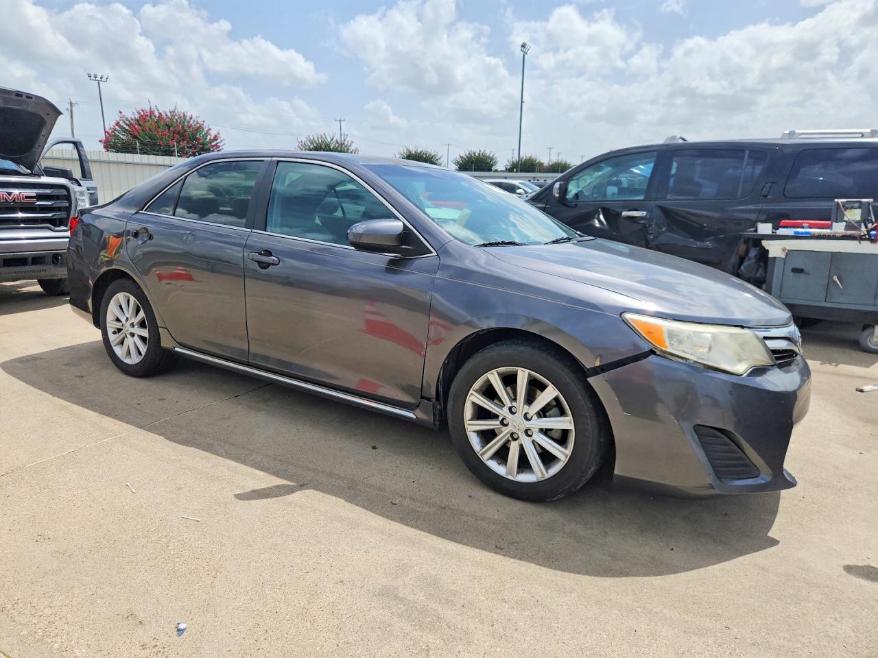 2013 Toyota Camry Le Gray vin: 4T4BF1FK8DR299873