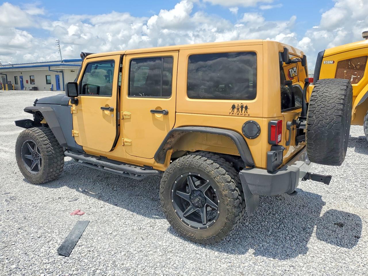 2014 Jeep Wrangler Unlimited Sahara Two Tone vin: 1C4BJWEG7EL162289