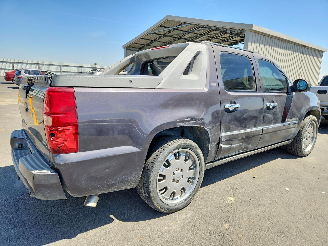 2010 Chevrolet Avalanche Ltz Charcoal vin: 3GNVKGE01AG188615
