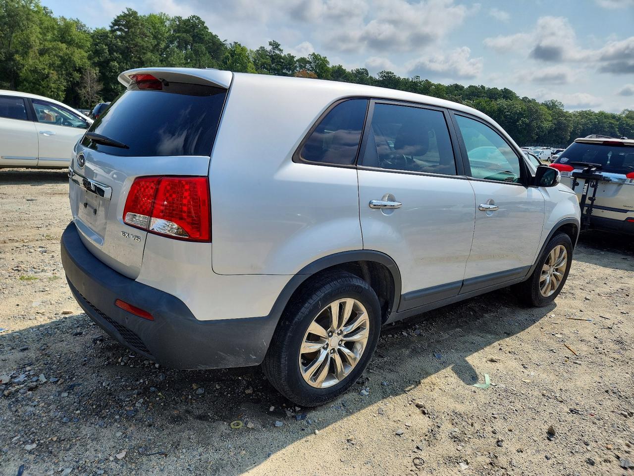 2011 Kia Sorento Ex Silver vin: 5XYKU4A26BG011666