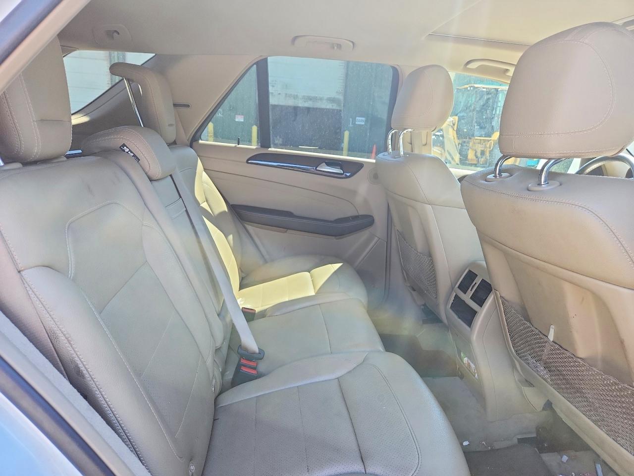 2014 Mercedes-benz Ml 350 4matic White vin: 4JGDA5HB3EA326969