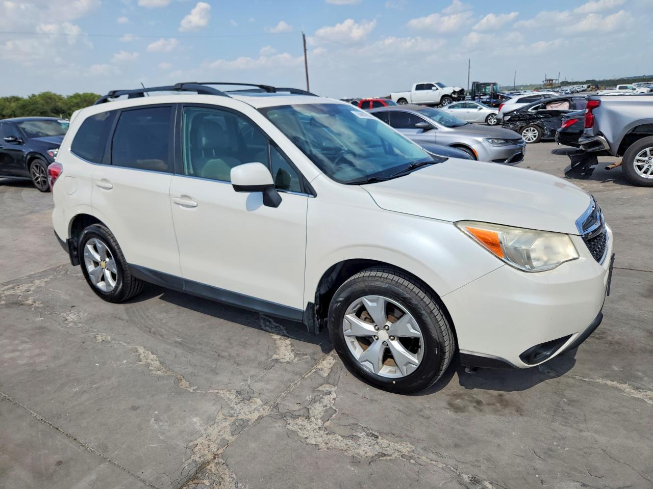 2015 Subaru Forester 2.5i Limited Белый vin: JF2SJAKC6FH530567