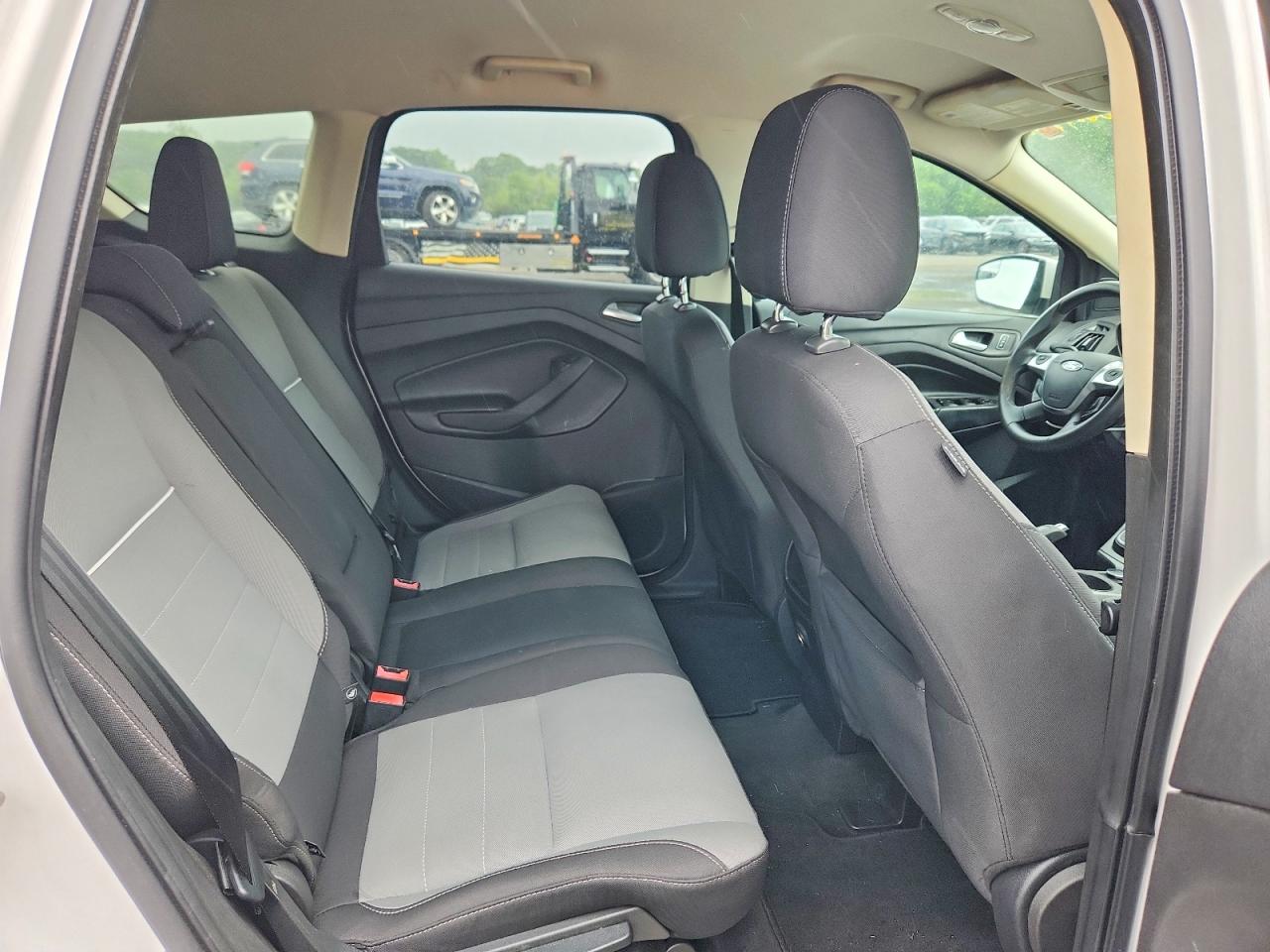 2014 Ford Escape Se Белый vin: 1FMCU9GX2EUB11380